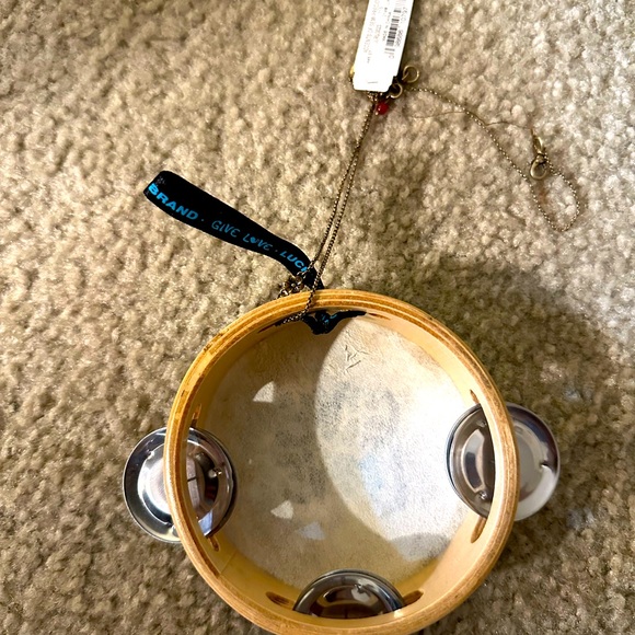 “GIVE LOVE” Tamborine (NEW) - Picture 5 of 5